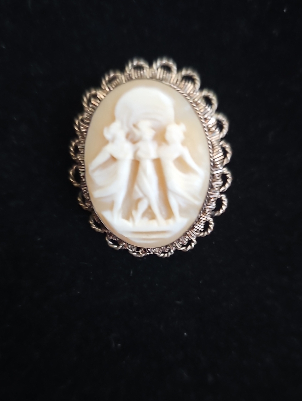 Antique 800 Silver Three Graces Cameo Brooch/Pendent